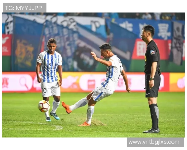 广州富力与大连一方精彩对决比赛视频回顾与精彩瞬间分析